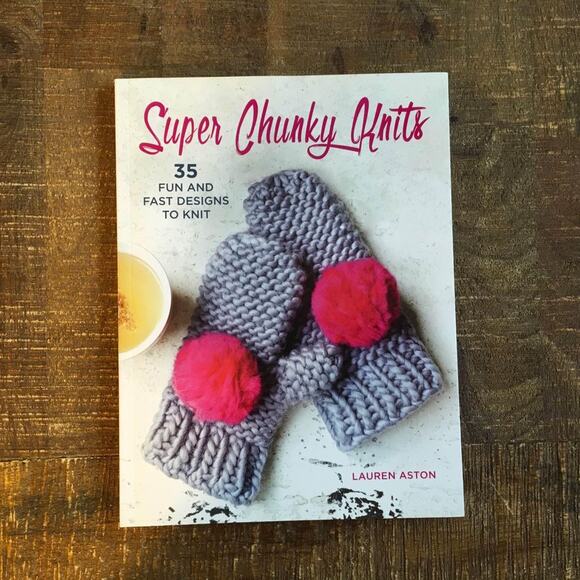 Super Chunky Knits 35 Knitting Pattern Book Knit Mitten Scarf Afghan Sock Purse - Picture 1 of 10
